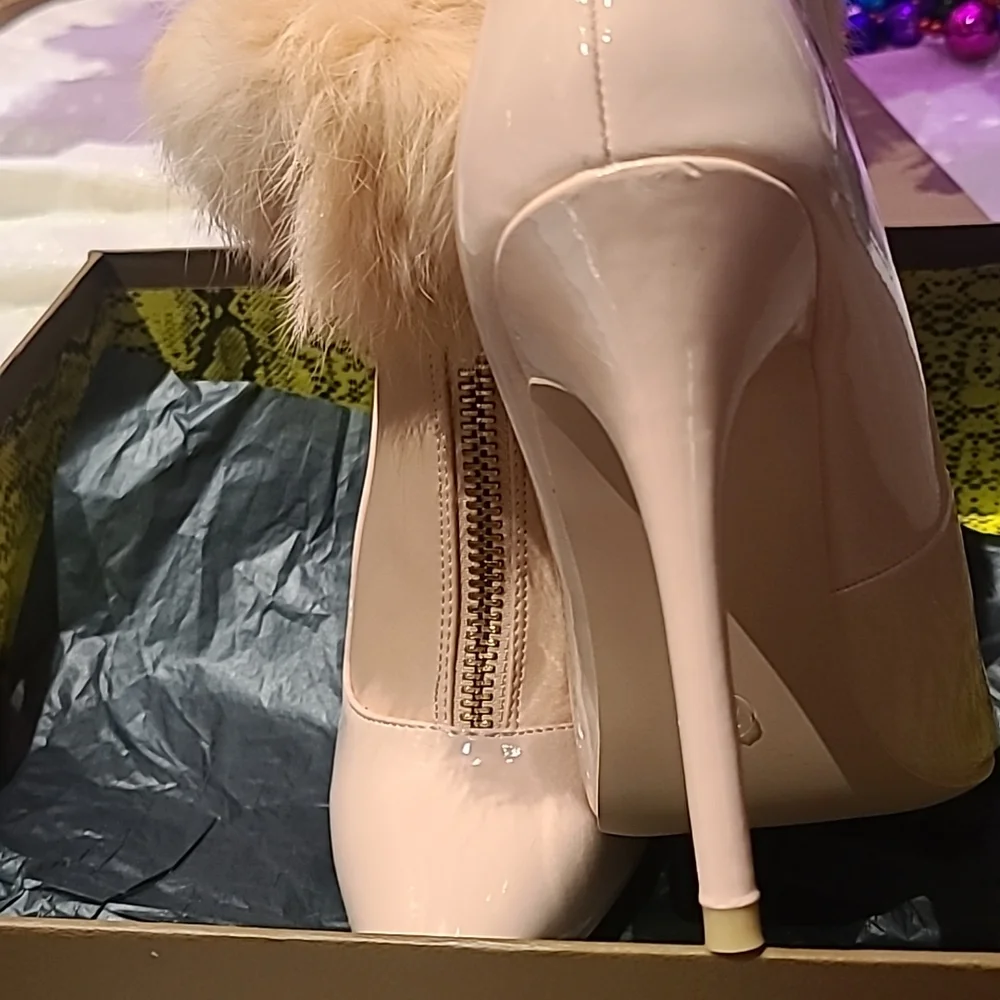 Pink Pom Pom Booties - Picture 6 of 6